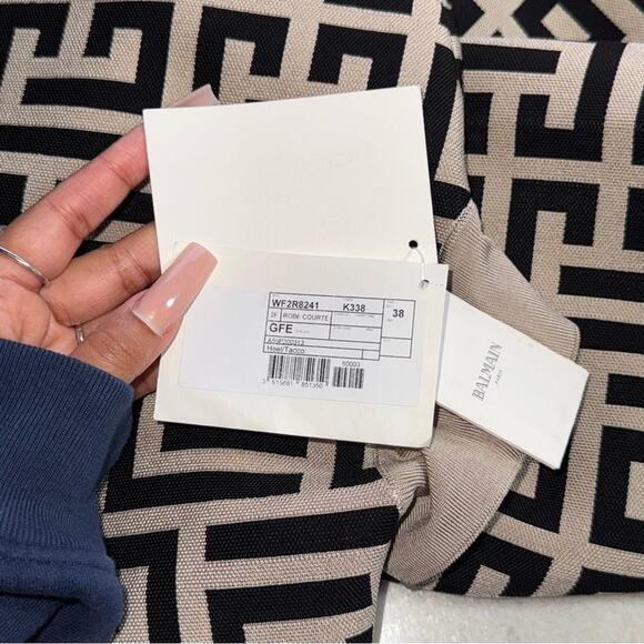 Balmain Ivory & Noir Monogram Shoulder Pad Knit Mini Dress - Picture 15 of 17